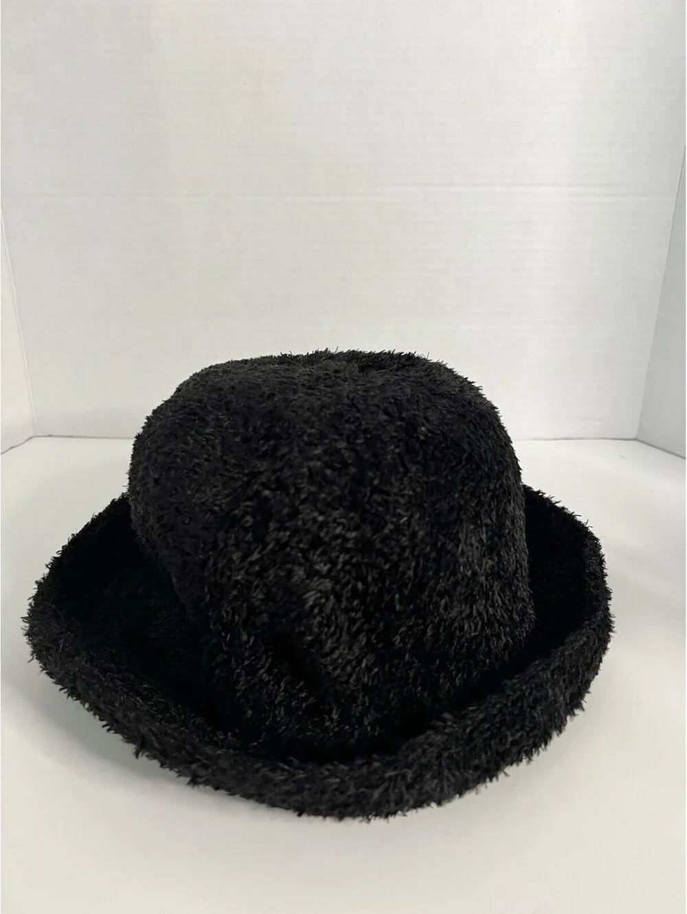 Vintage Jaclyn Smith Women’s Black Soft Fuzzy Fedora Cloche Hat Chic Classic